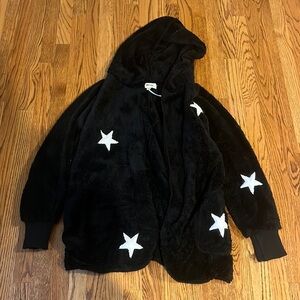 Hippie Love Woman’s Black Star Teddy Coat One Size